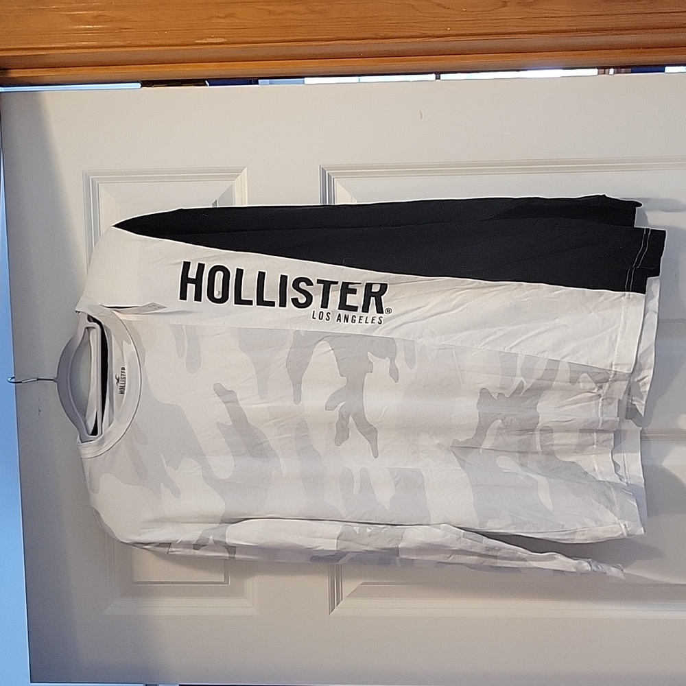 New With Tags Men's Small Hollister Long Sleeve T shirt